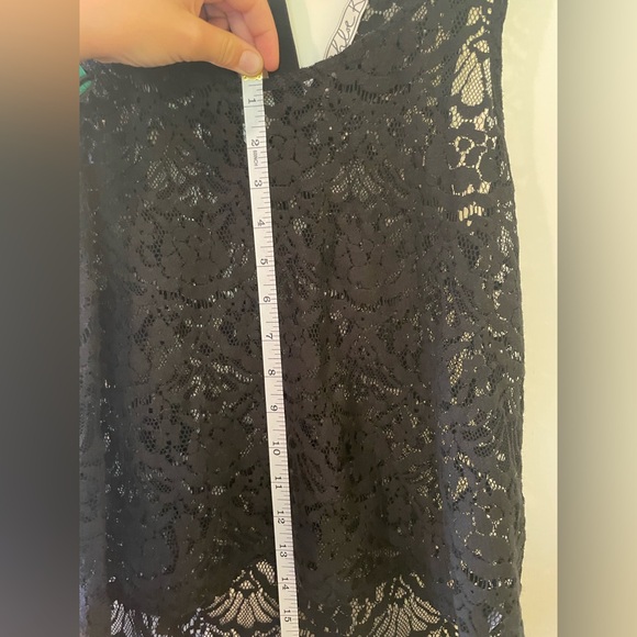 Black Lace Tank Top - Picture 4 of 5
